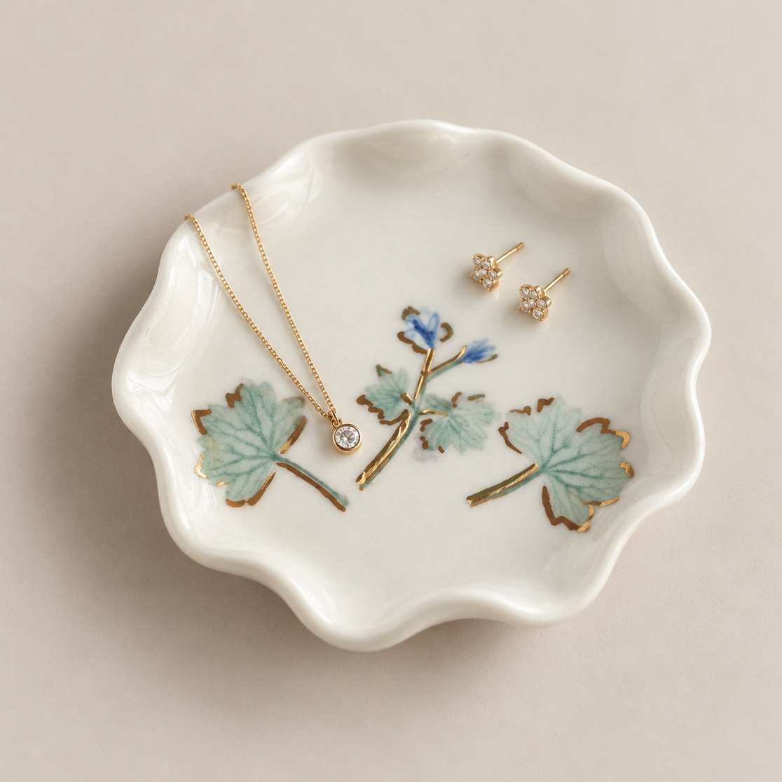 Kat Samaha｜ジュエリーディッシュ│マルバフウロ│24金│7.5cm×8cm